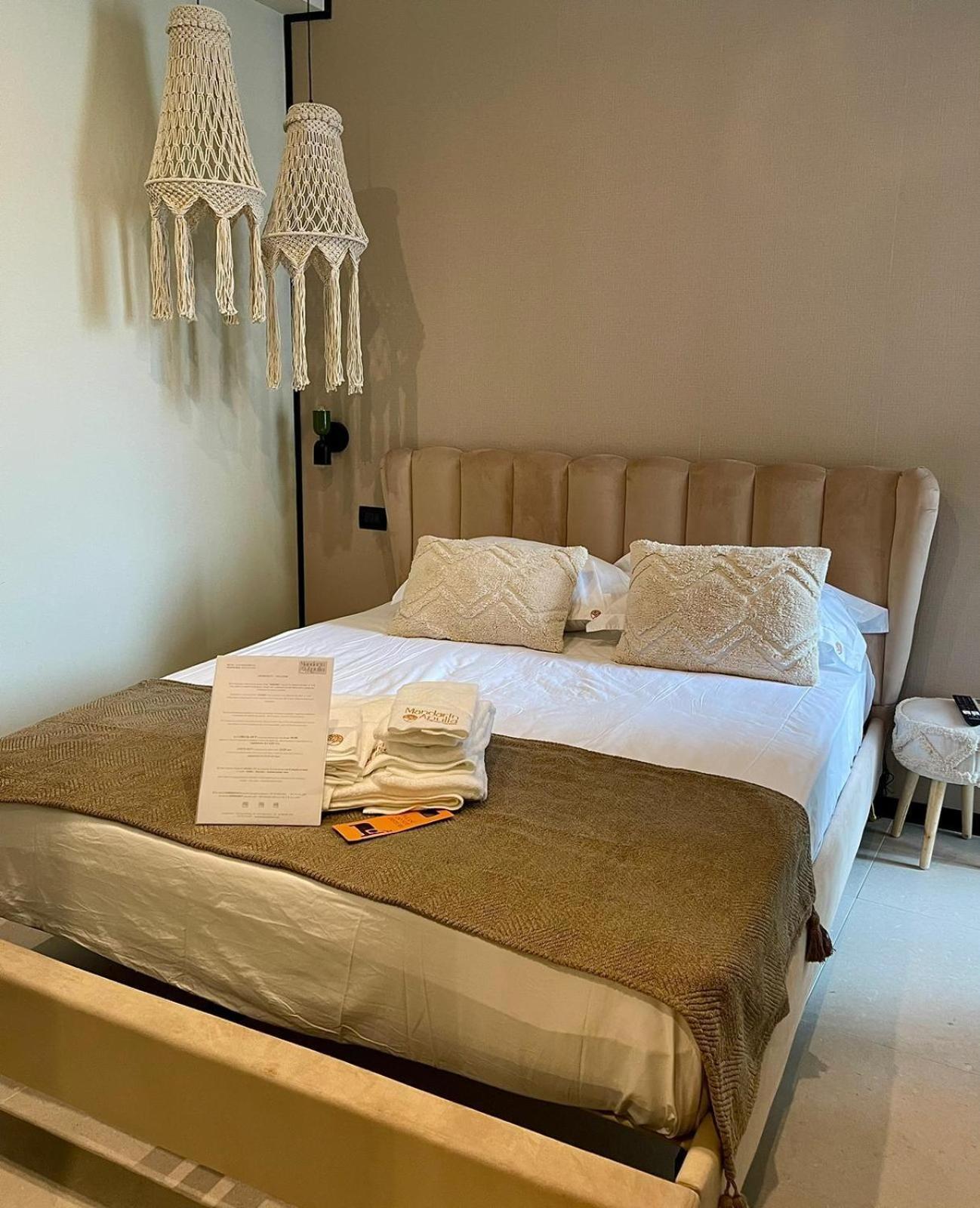 Mandarin Apulia 10 B&B バーリ エクステリア 写真